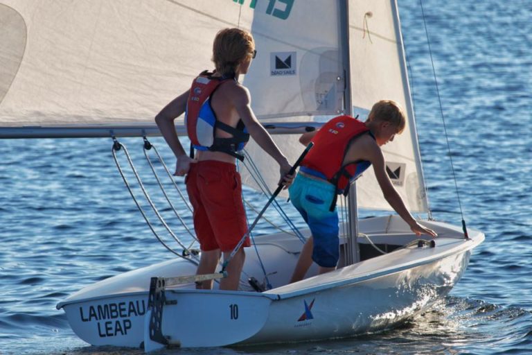 ephraim yacht club sailing lessons